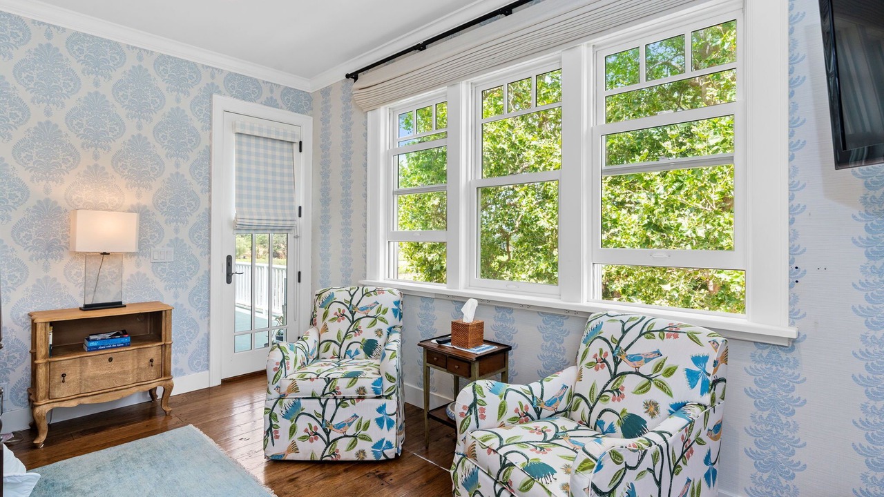 Photo of Livingroom in Vichy Springs