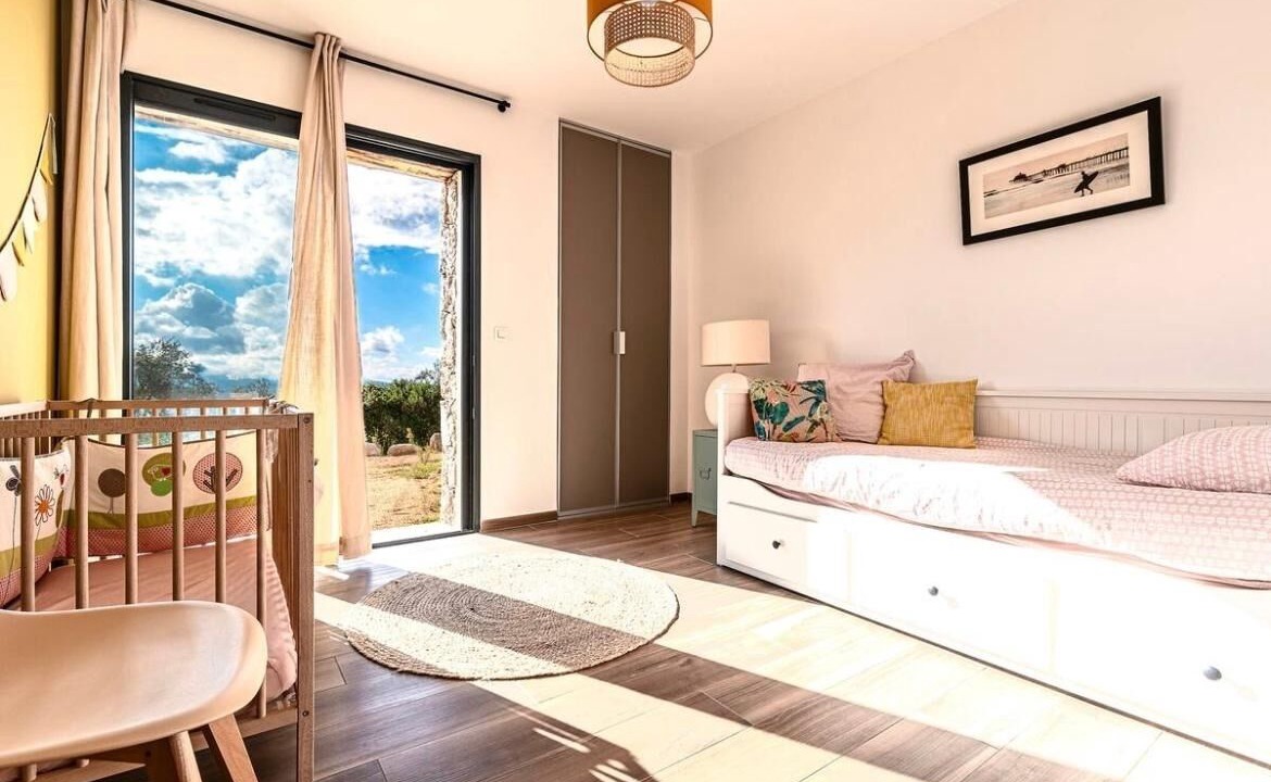 Photo of Bedroom in Figari