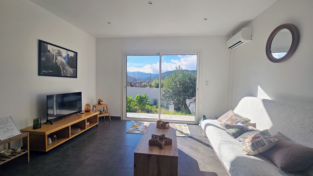 Photo of Livingroom in Oletta