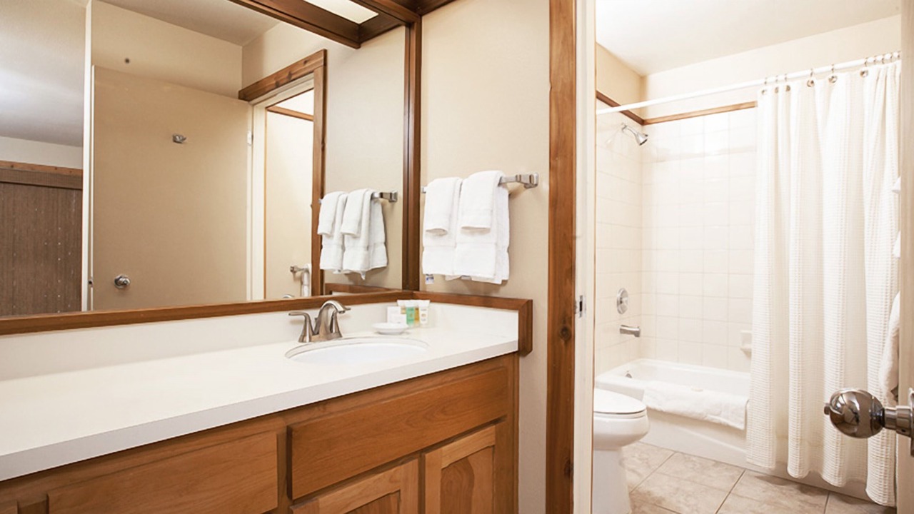 Photo of Bathroom in Elkhorn