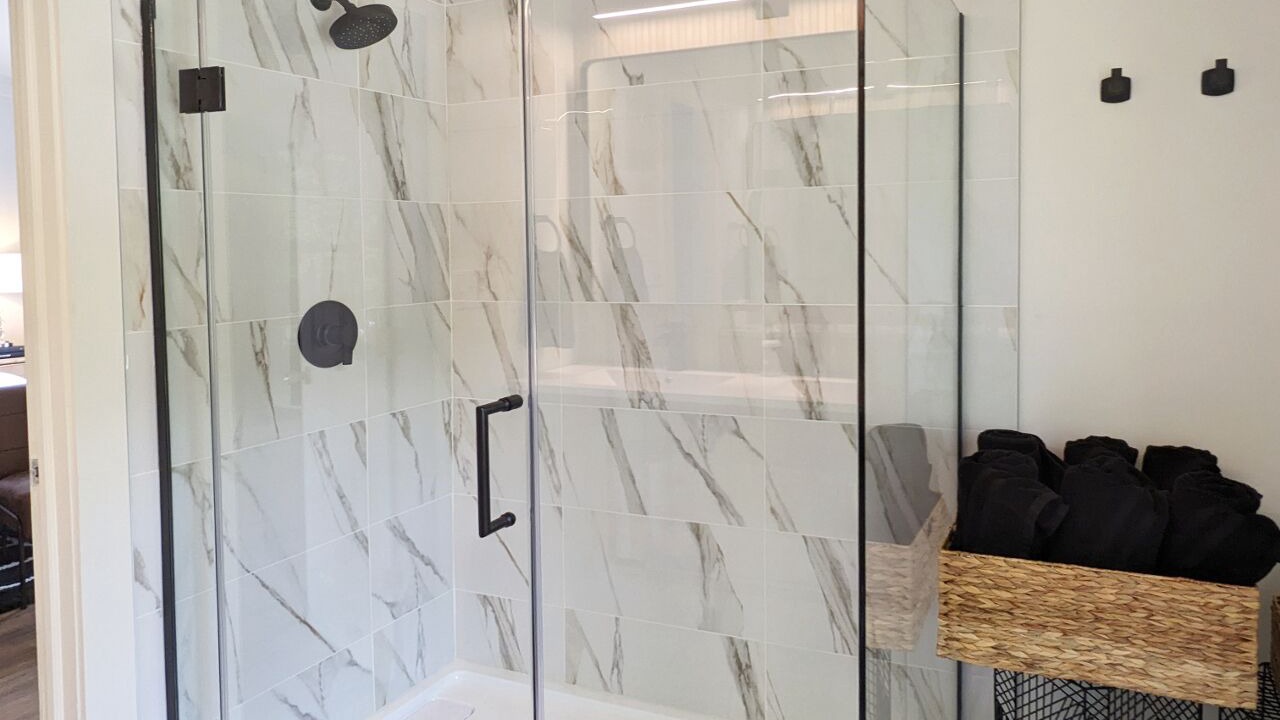 Photo of Bathroom in New Paris
