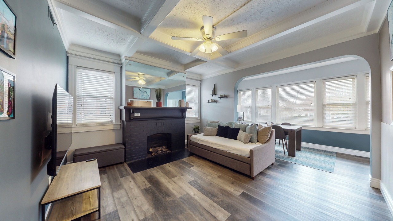 Photo of Livingroom in Beechmont