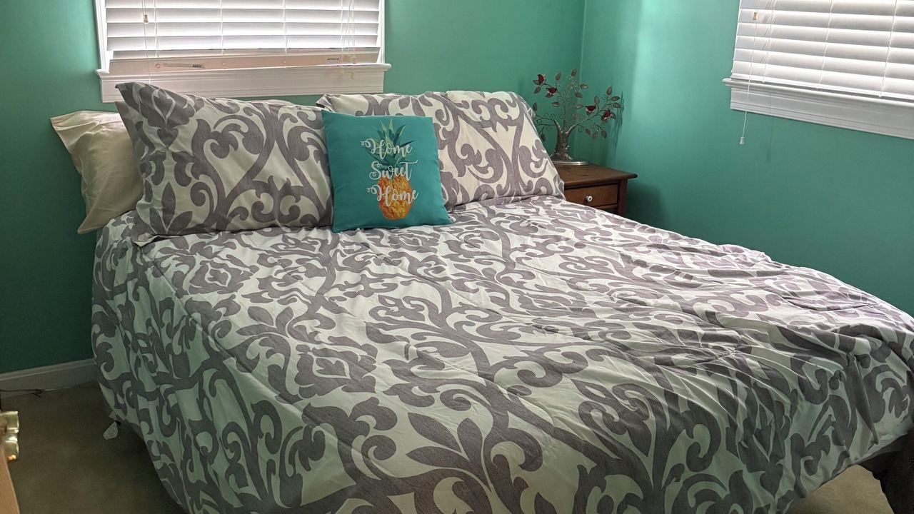 Photo of Bedroom in James Monroe