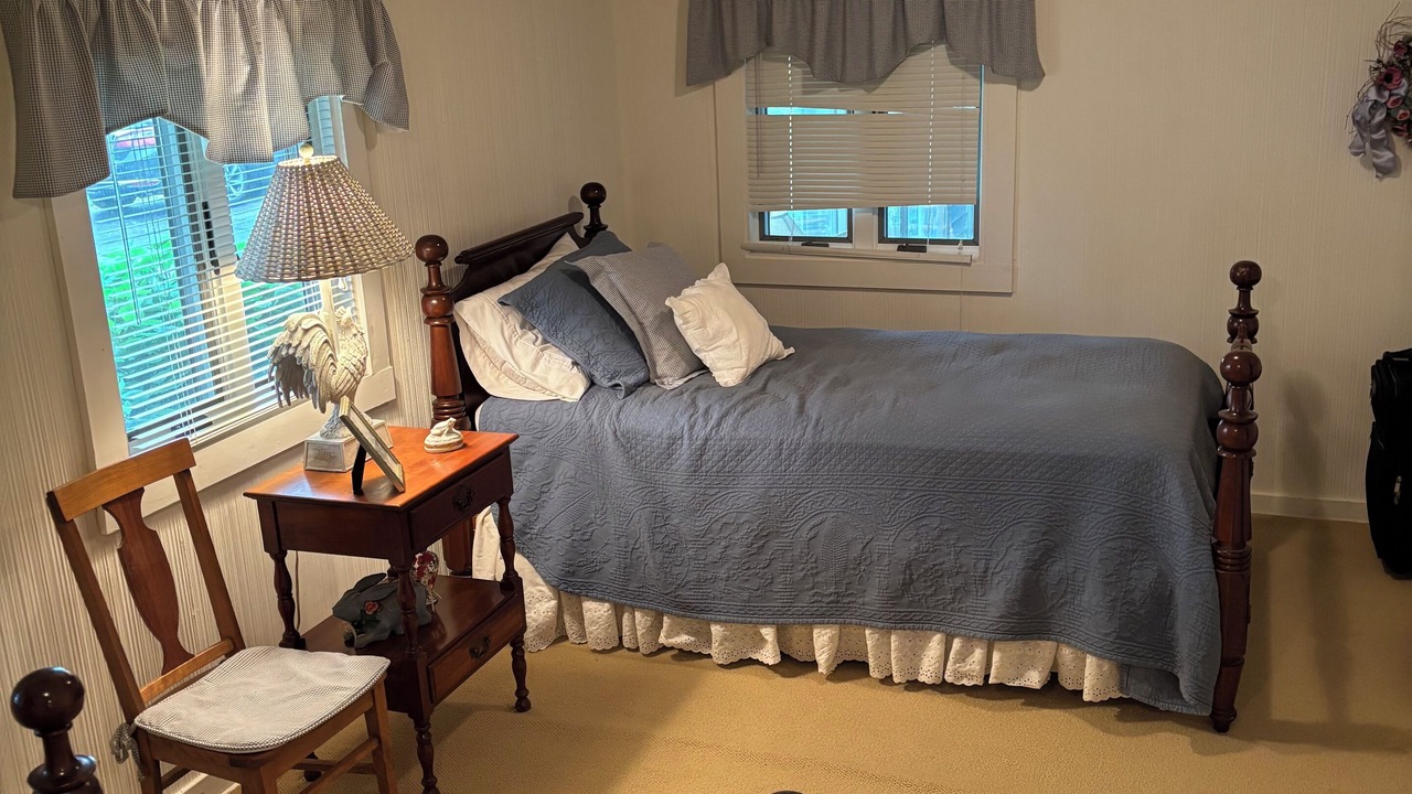 Photo of Bedroom in Coldwater
