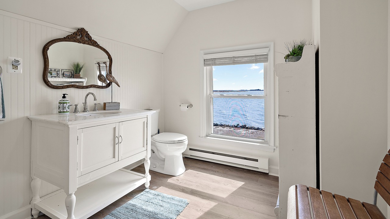 Photo of Bathroom in Crisfield