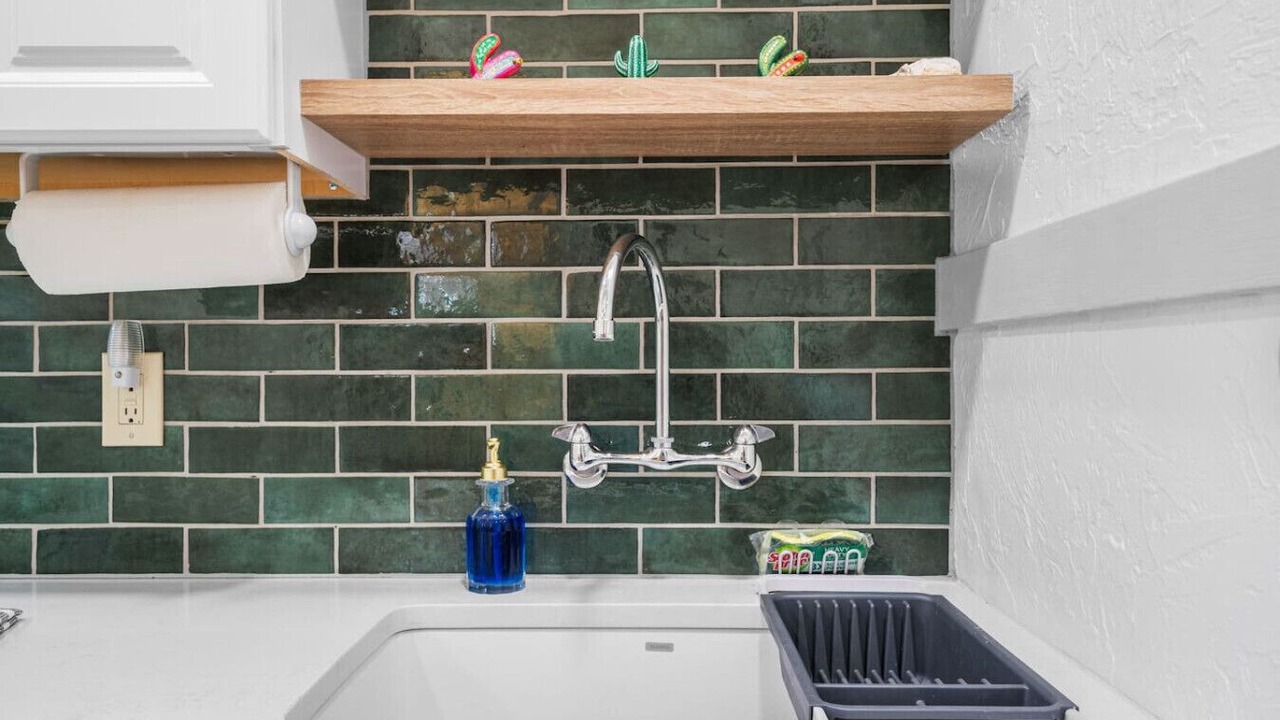 Photo of Bathroom in Iron Horse Historic District