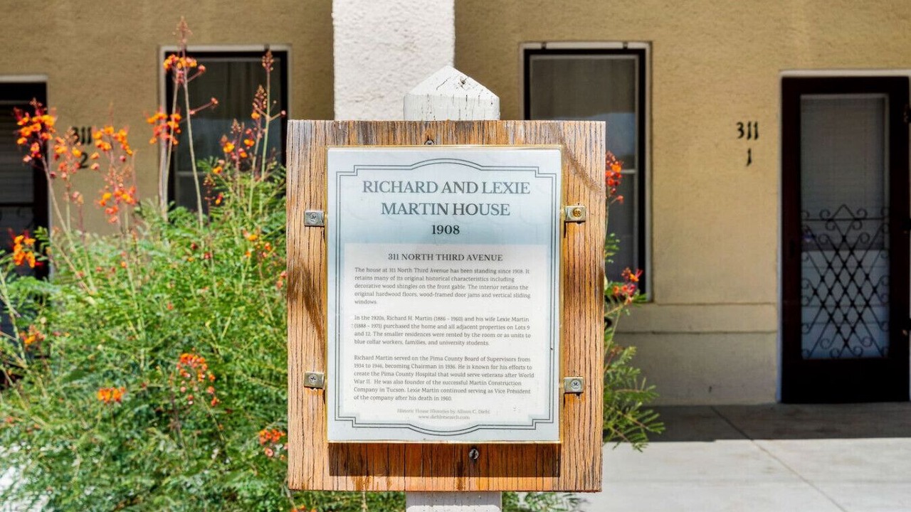 Photo of Outdoor in Iron Horse Historic District