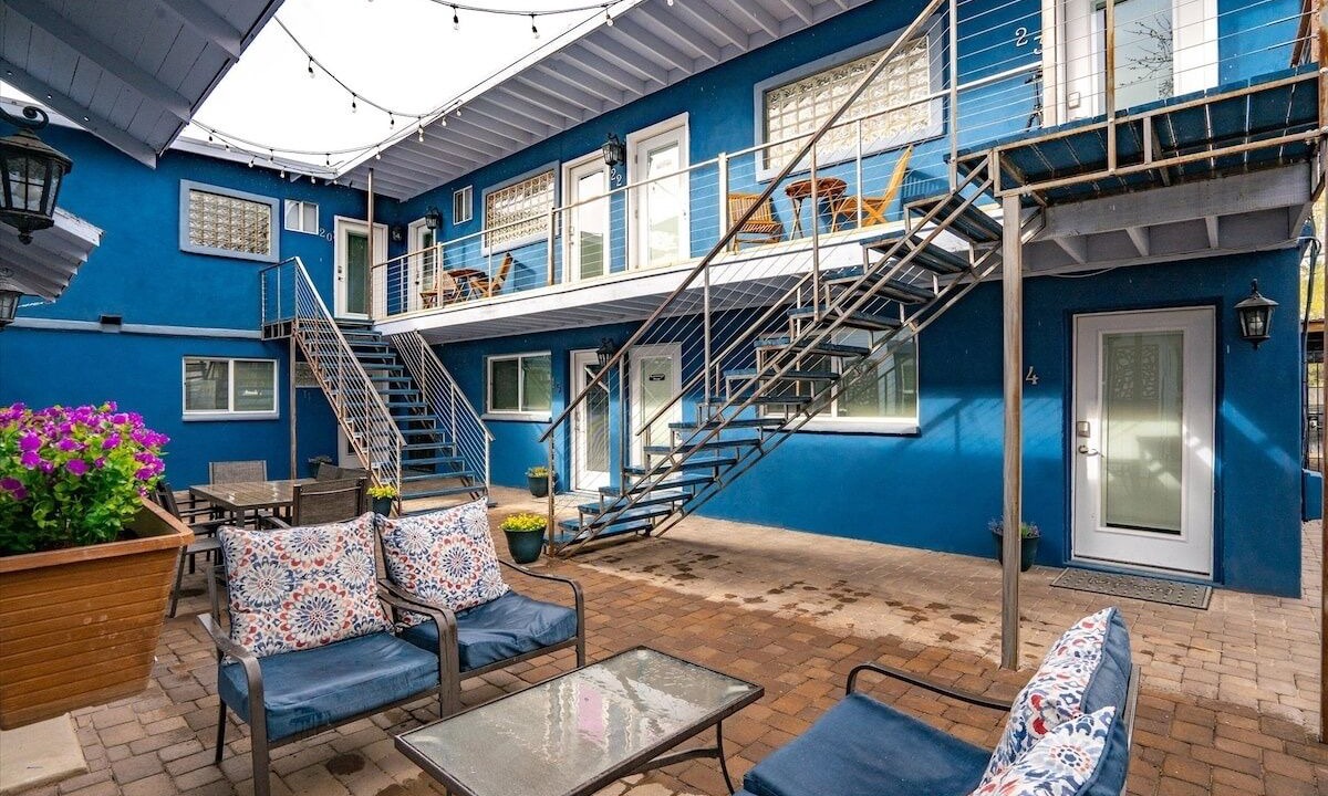 Photo of Patio Balcony in Roosevelt