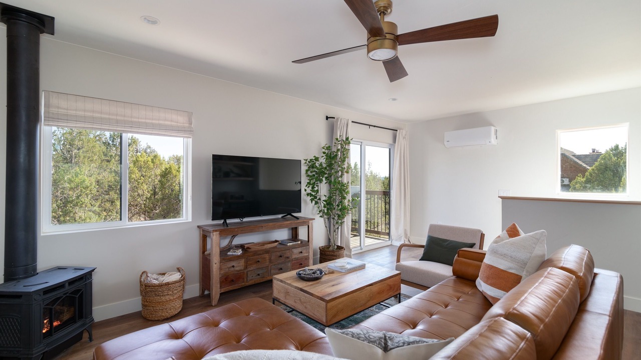 Photo of Livingroom in Orderville