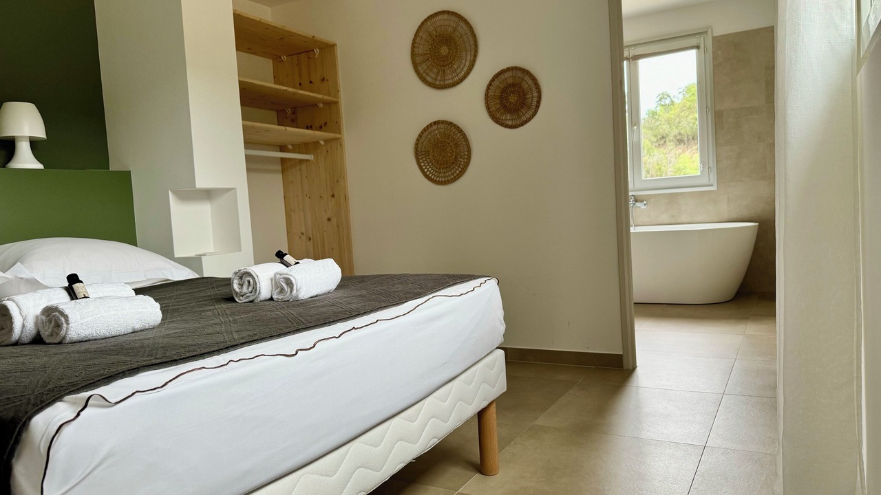 Photo of Bedroom in Sari-Solenzara