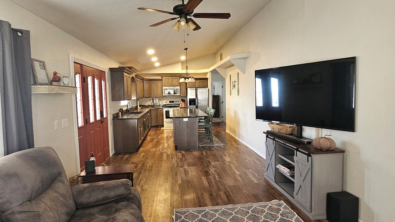 Photo of Livingroom in USA