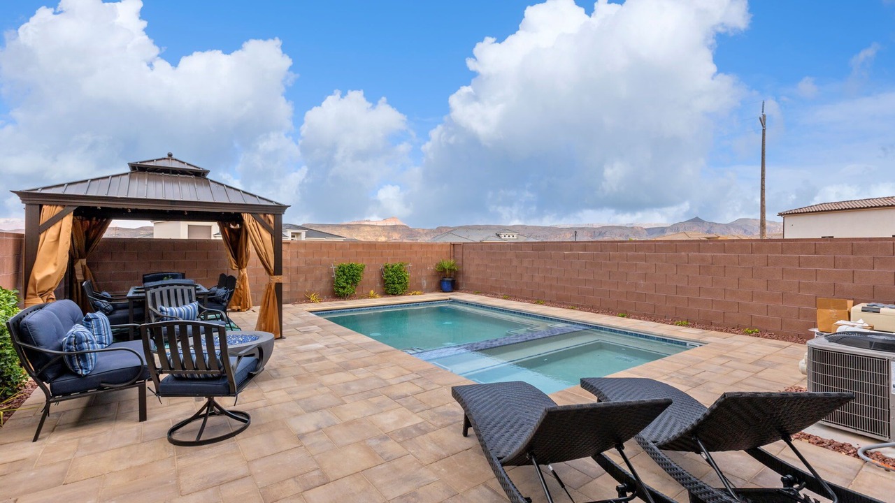 Photo of Outdoor in Hurricane