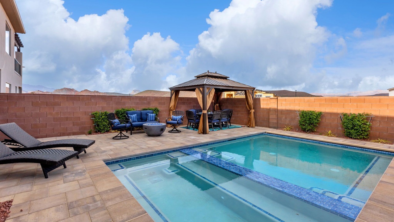 Photo of Outdoor in Hurricane