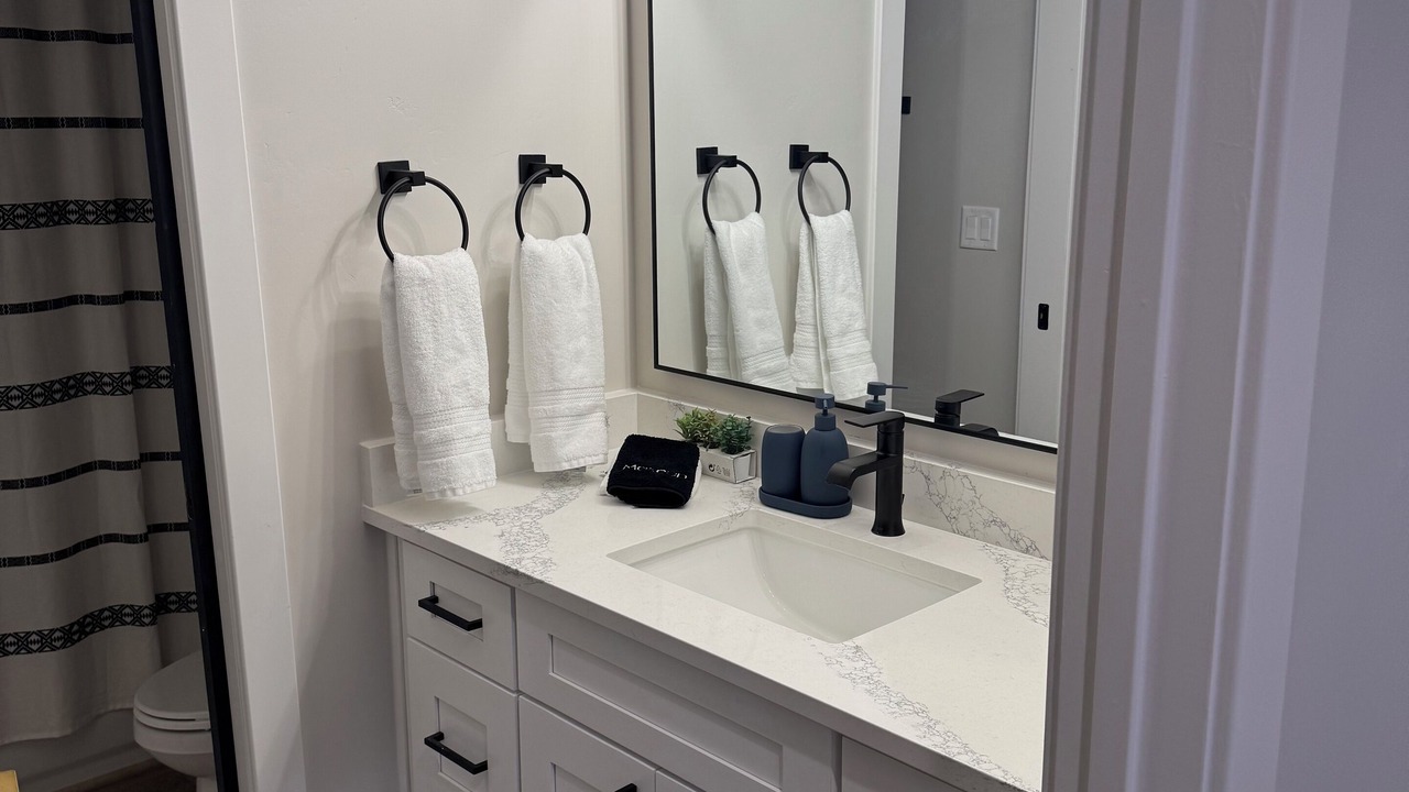 Photo of Bathroom in Sugar City