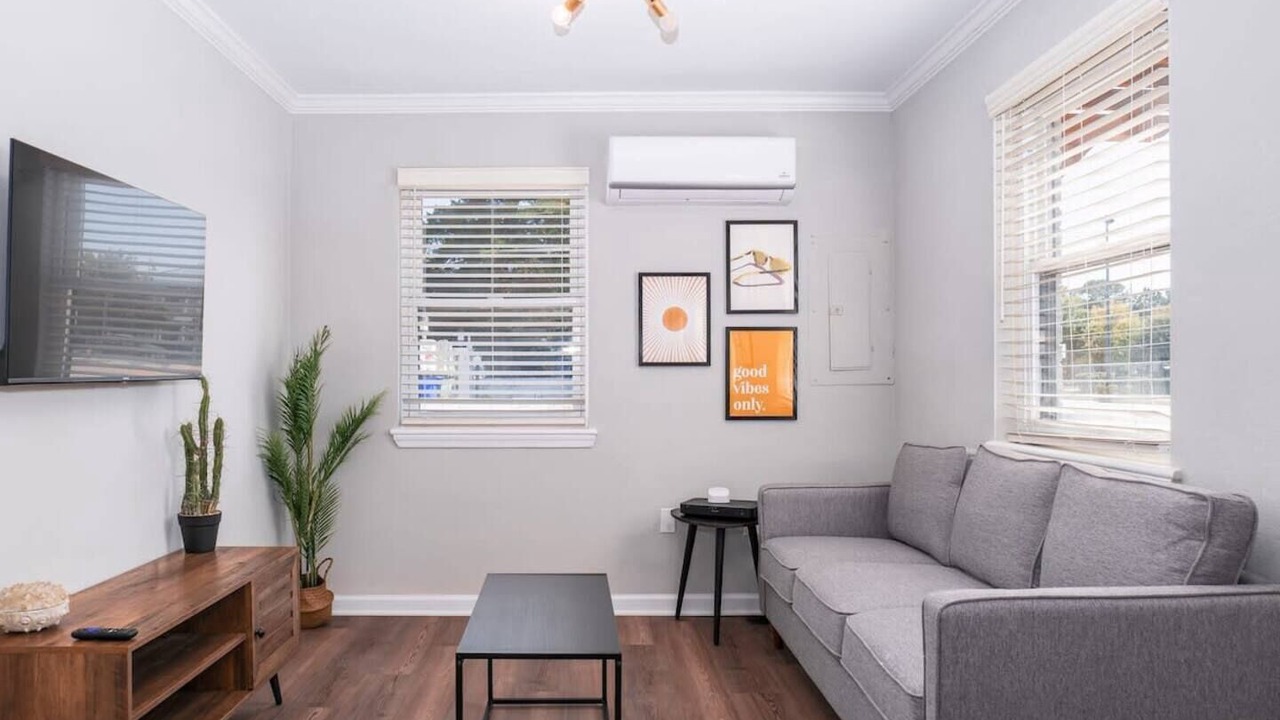 Photo of Livingroom in Cottage Line