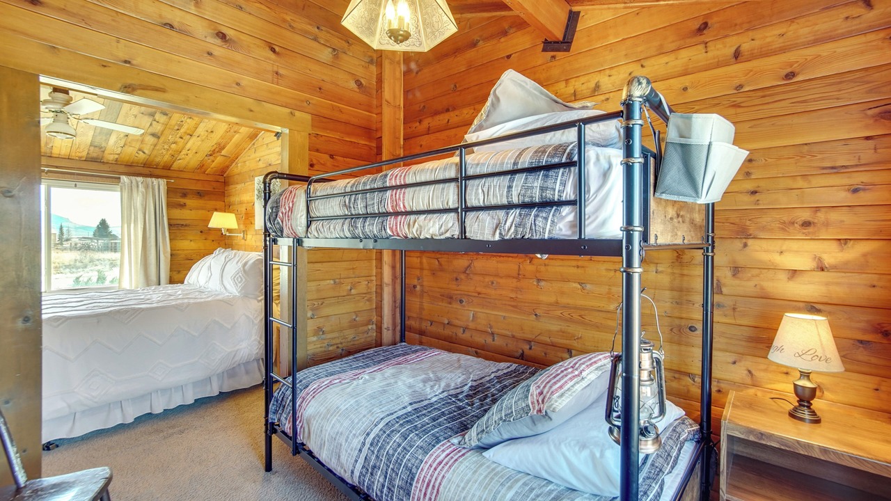 Photo of Bedroom in Koosharem
