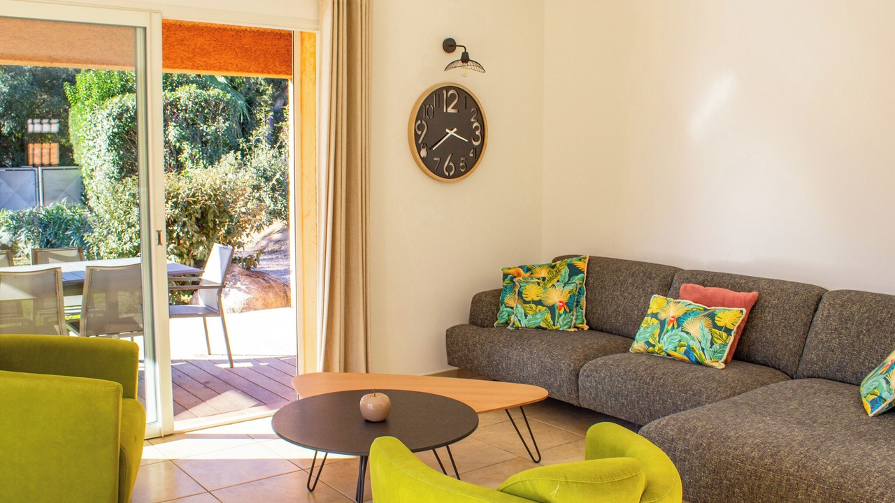 Photo of Livingroom in Cirendinu