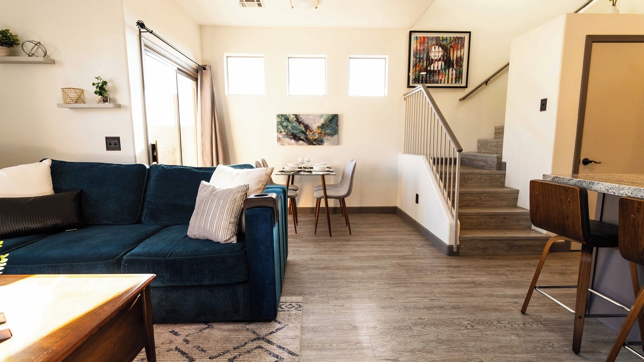 Photo of Livingroom in Desert Ridge