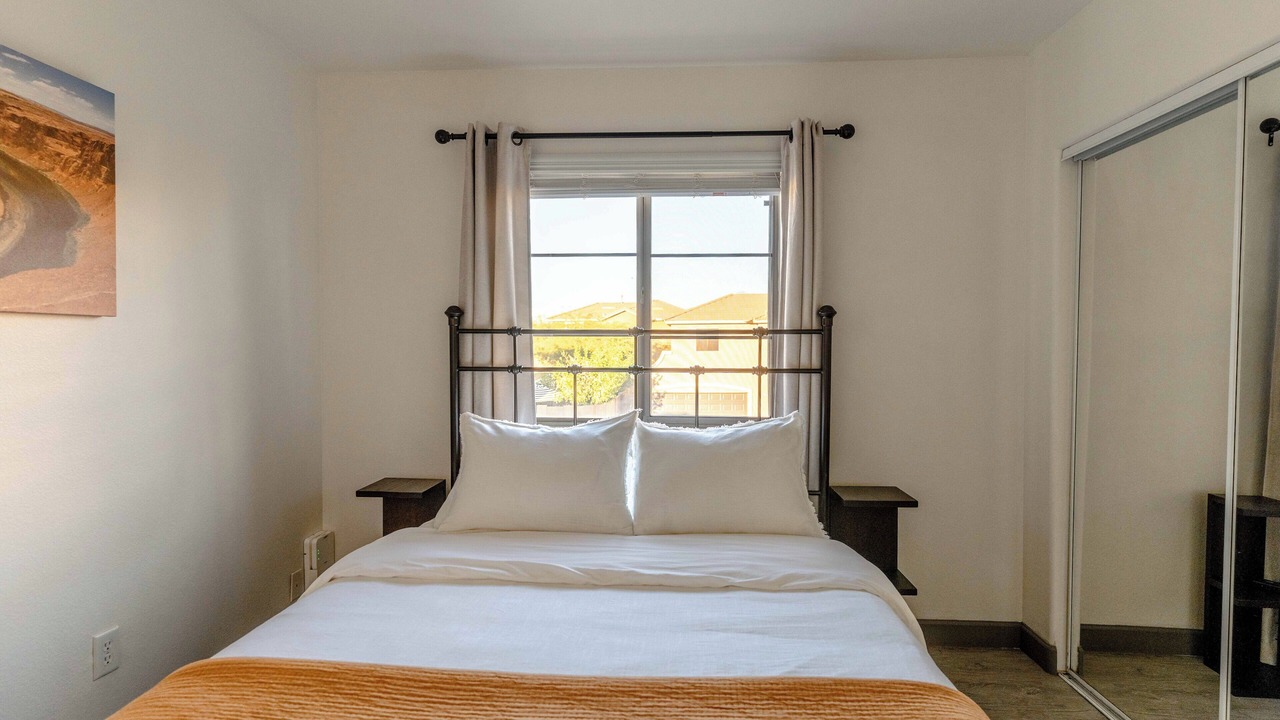 Photo of Bedroom in Desert Ridge