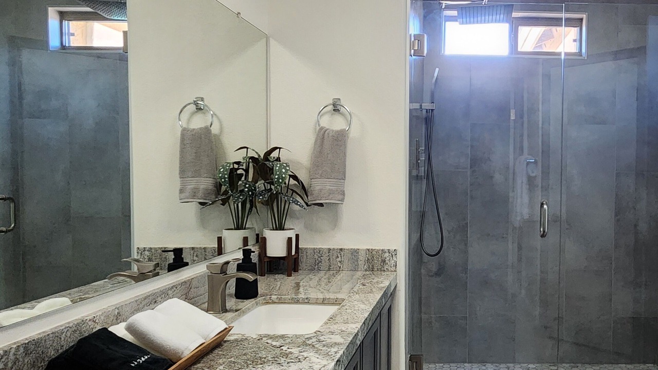 Photo of Bathroom in Desert Ridge