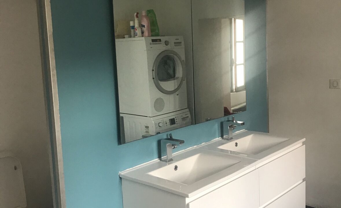 Photo of Bathroom in Olmo