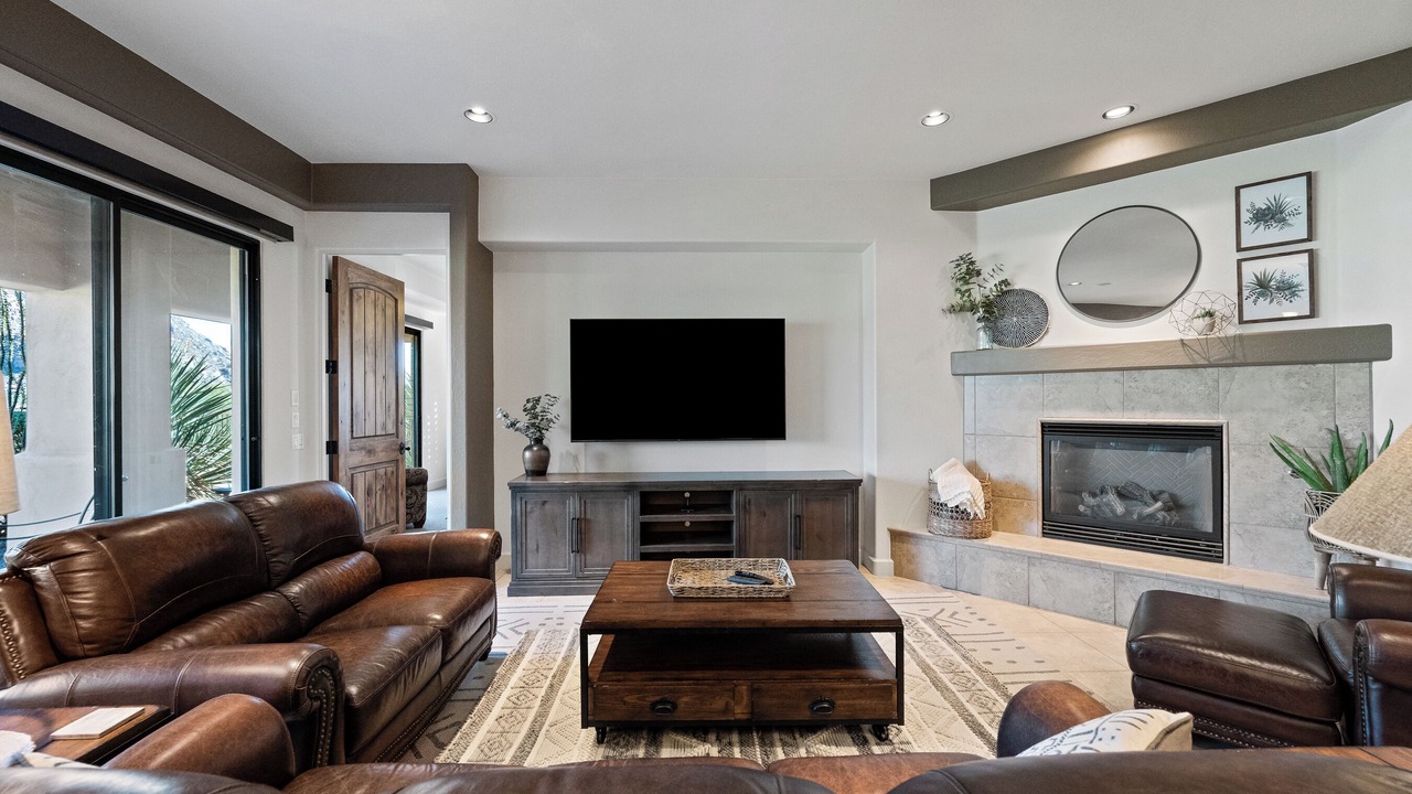 Photo of Livingroom in Troon North