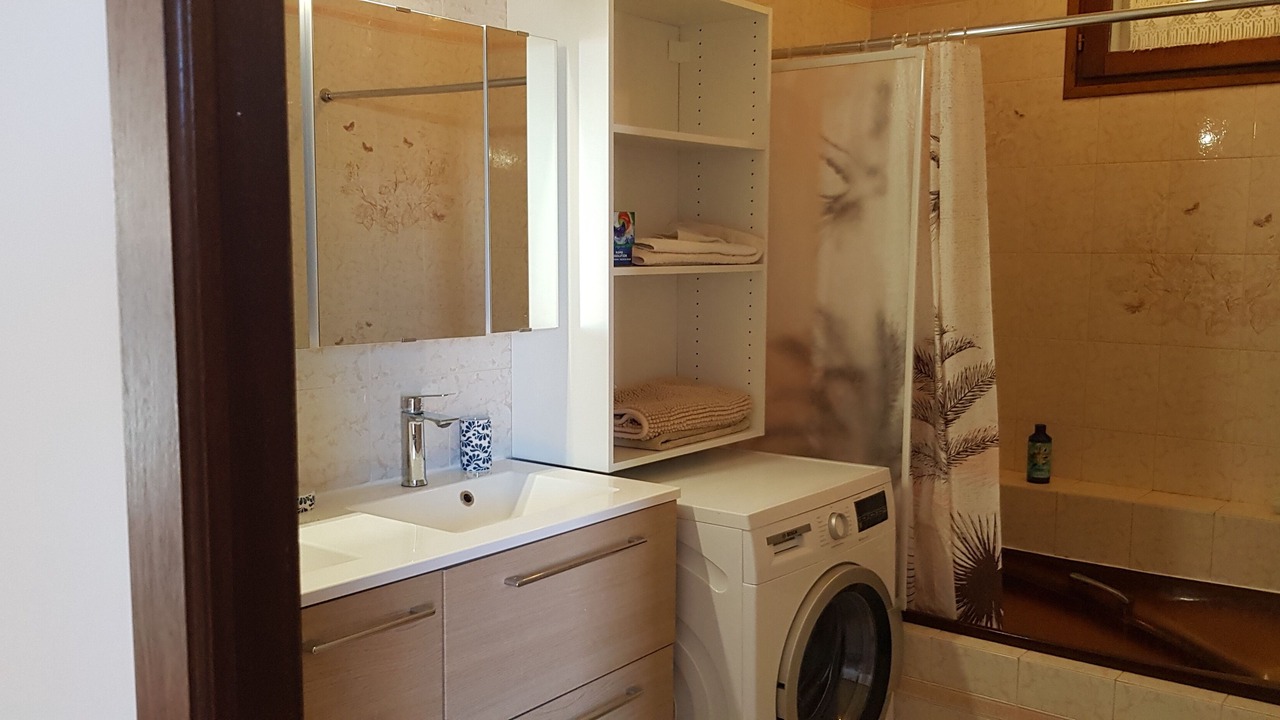 Photo of Bathroom in Macinaggio