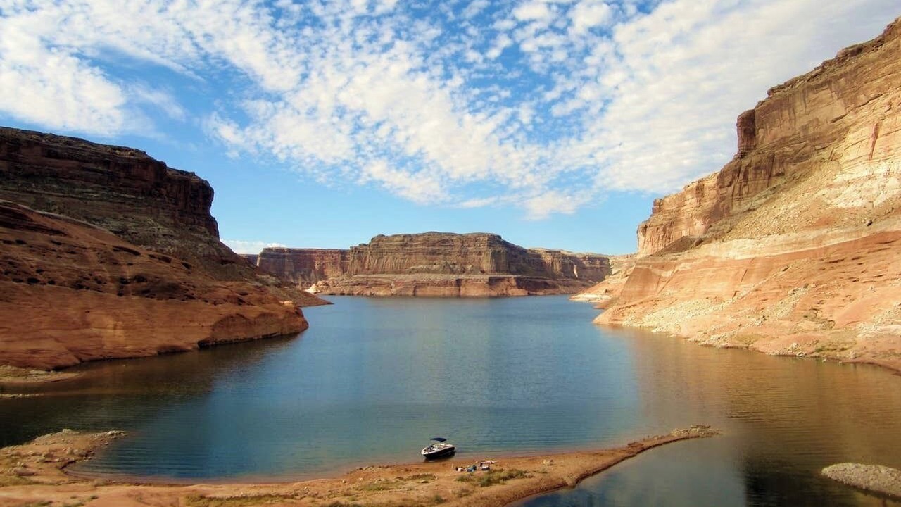 Photo of Outdoor in Page