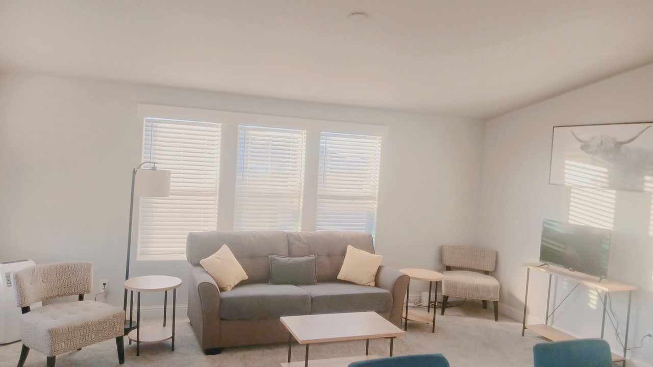 Photo of Livingroom in Willow Beach