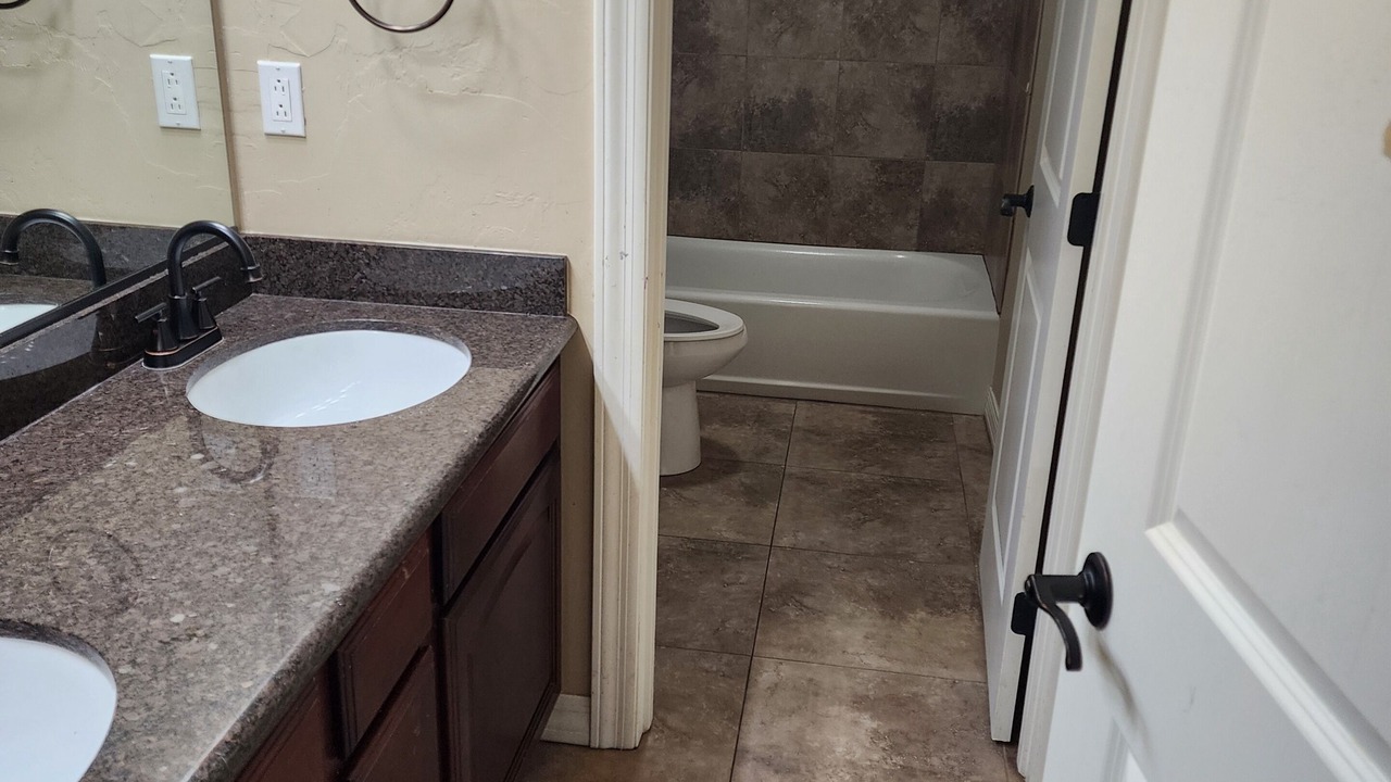 Photo of Bathroom in Thatcher