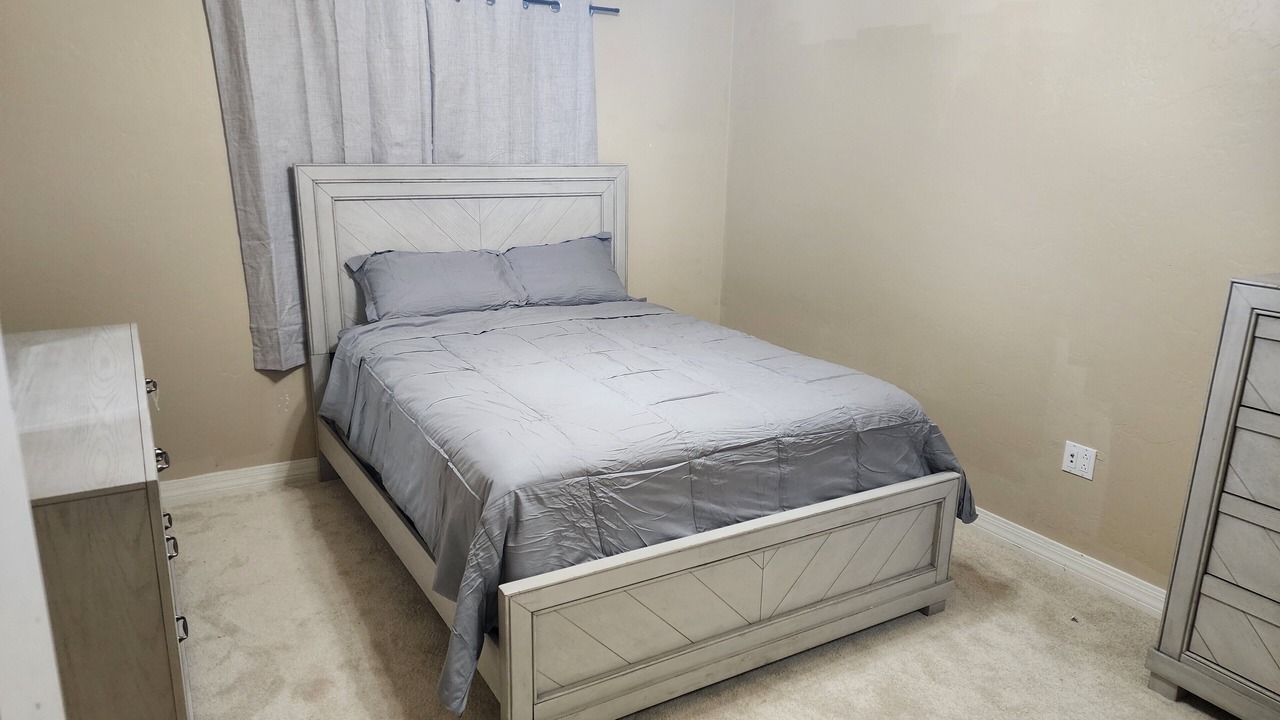 Photo of Bedroom in Thatcher