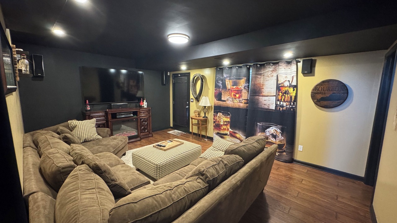 Photo of Livingroom in Shepherdsville