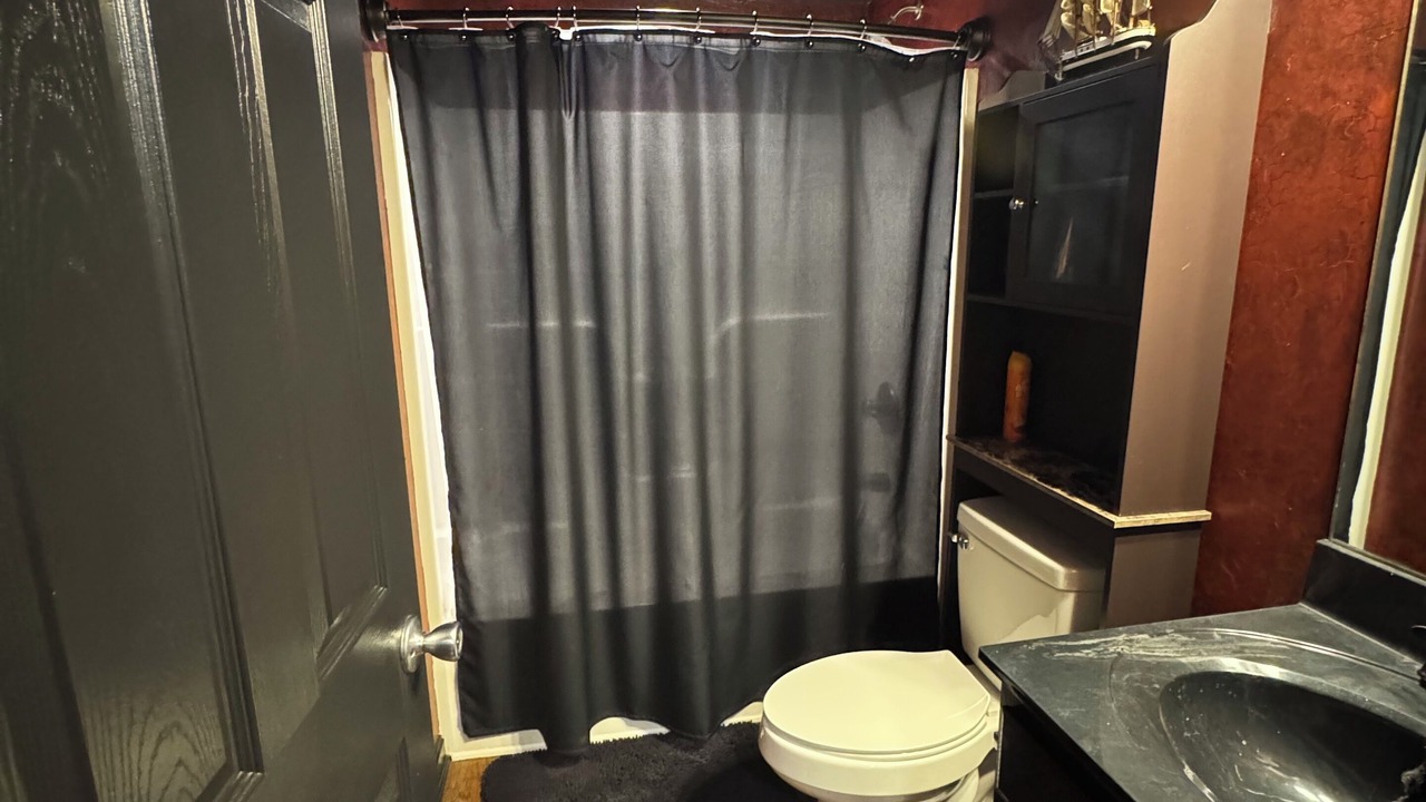 Photo of Bathroom in Shepherdsville