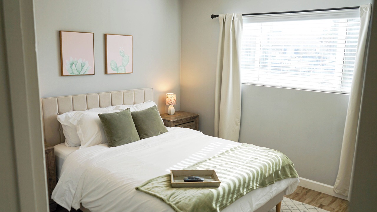 Photo of Bedroom in New Papago Parkway