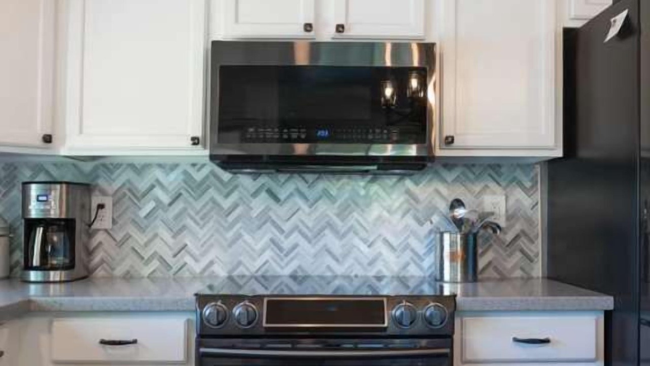 Photo of Kitchen in Sun Groves