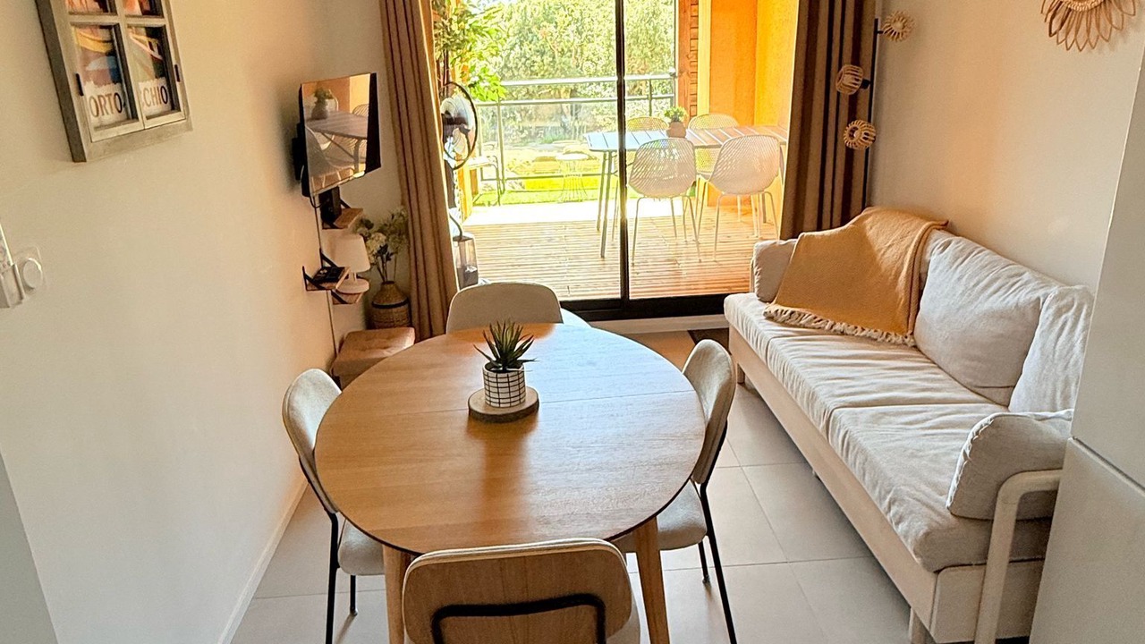 Photo of Livingroom in Pianotolli-Caldarello