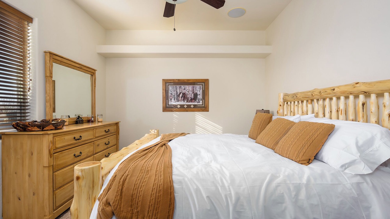 Photo of Bedroom in Desert Hills
