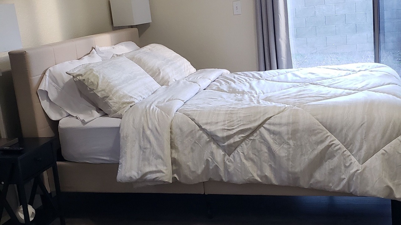 Photo of Bedroom in Drexel Heights