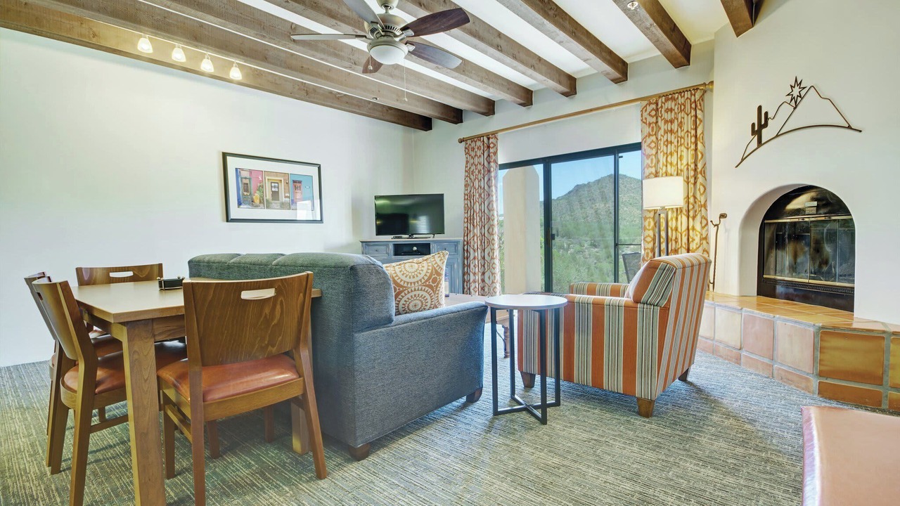 Photo of Livingroom in Starr Pass