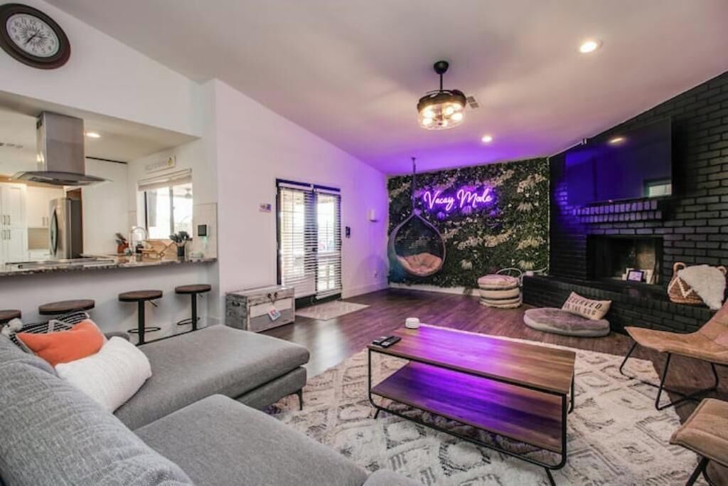 Photo of Livingroom in North Mountain