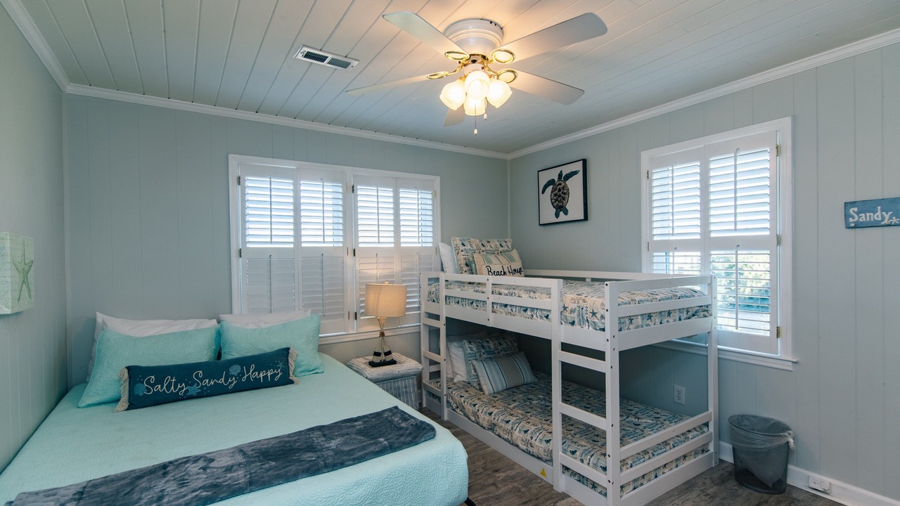 Photo of Bedroom in Edisto Island