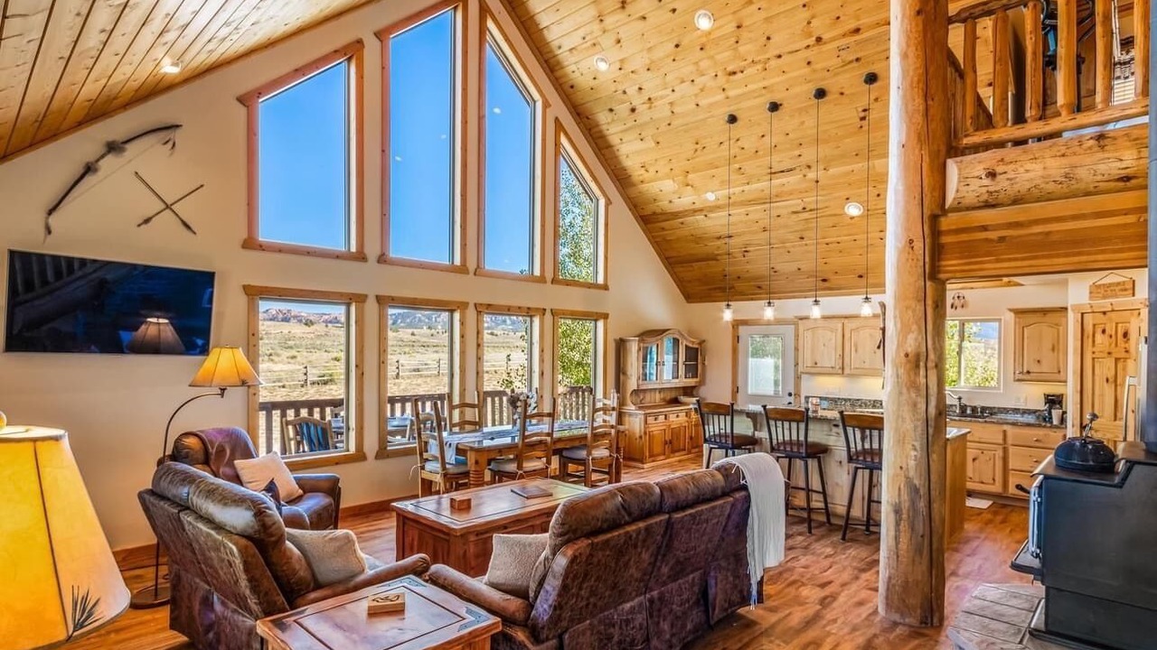 Photo of Livingroom in Panguitch