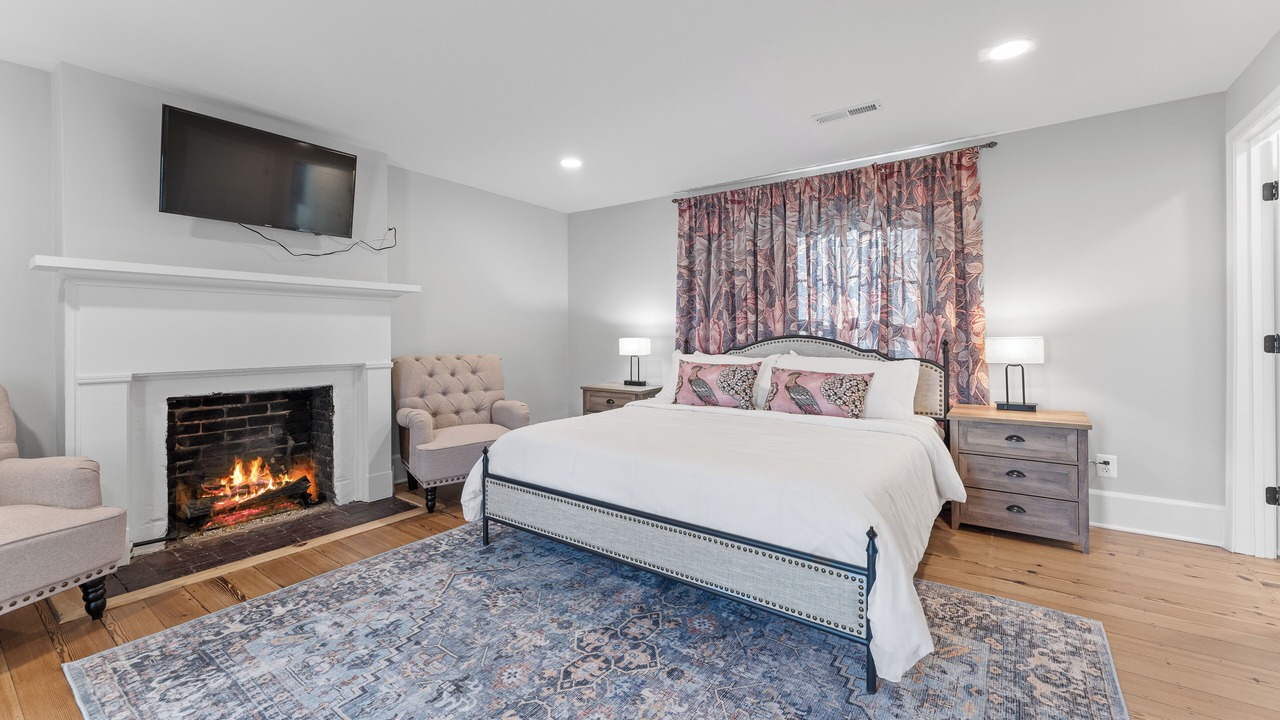 Photo of Bedroom in Bowling Green