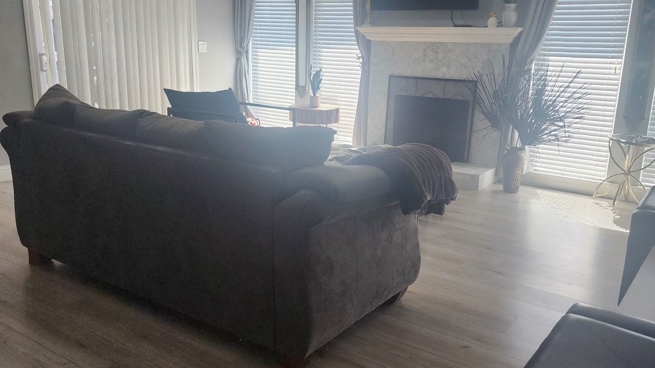 Photo of Livingroom in Tulare
