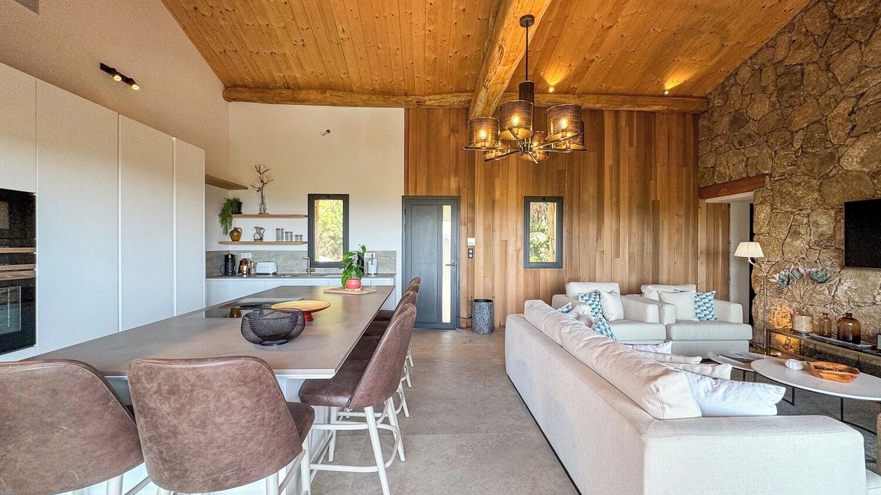 Photo of Livingroom in Cirendinu
