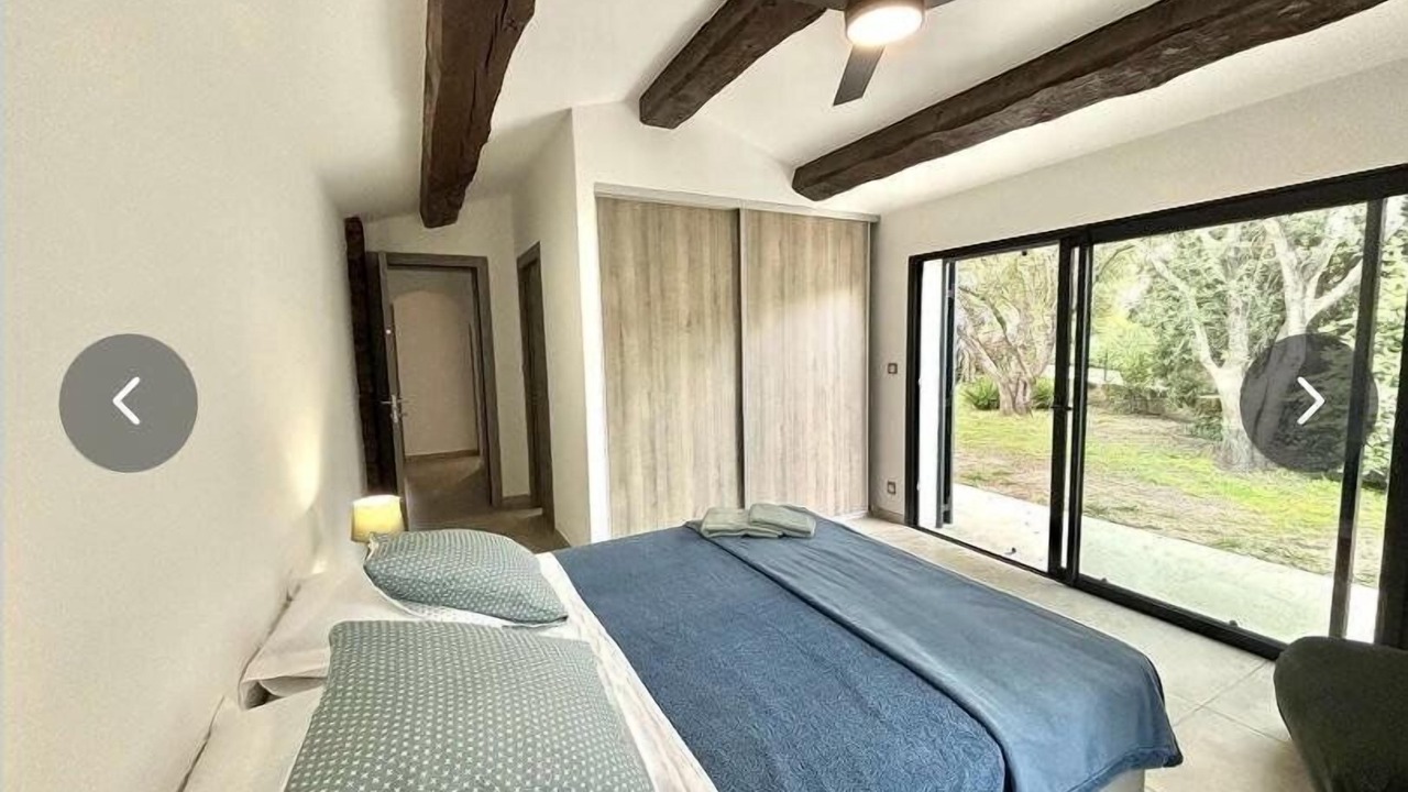 Photo of Bedroom in Porticcio
