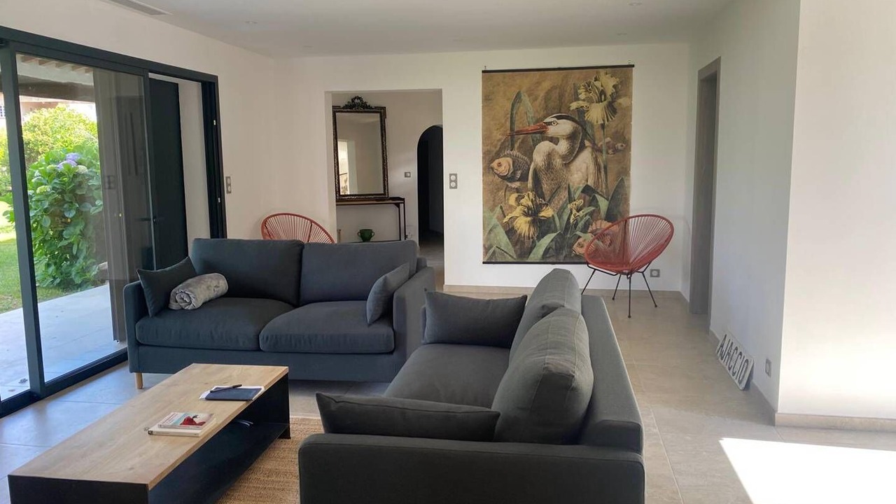 Photo of Livingroom in Porticcio