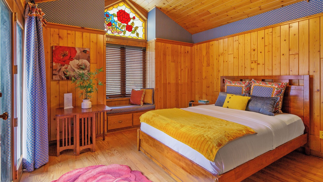 Photo of Bedroom in Three Rivers
