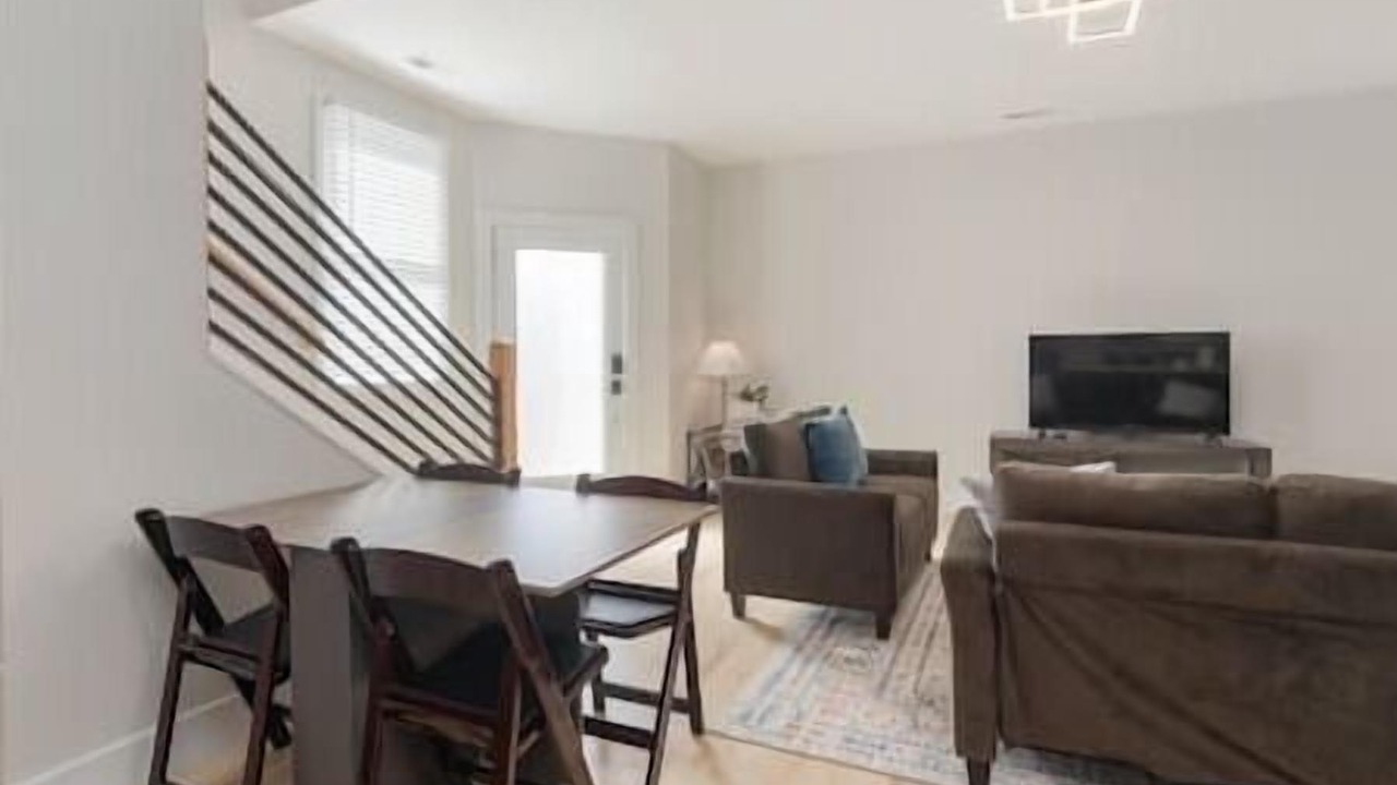 Photo of Livingroom in Wilmington Historic District