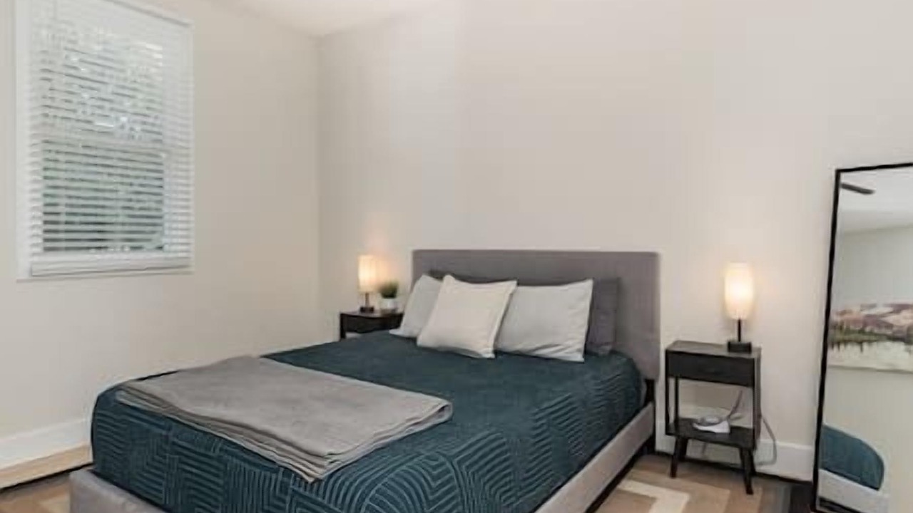 Photo of Bedroom in Wilmington Historic District